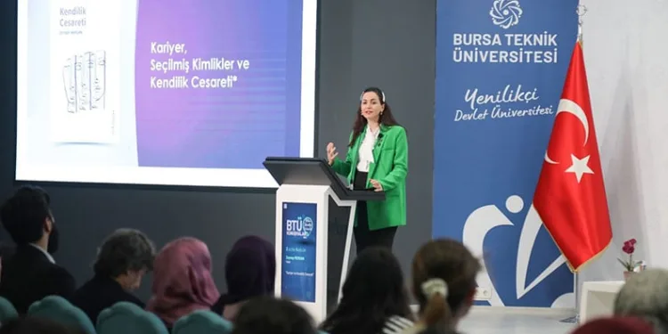 BTÜ Konuşmaları’nın konuğu yazar Zeynep Merdan oldu