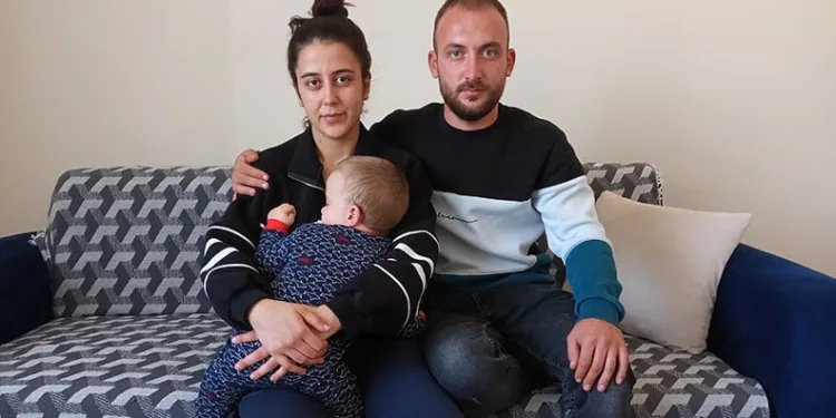 Babaannesi ve dedesi tarafından kaçırıldığı iddia edilen çocuk ailesine teslim edildi