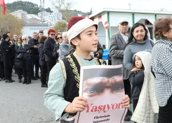 Atatürk sevgisi 86 yıldır manşetlerde
