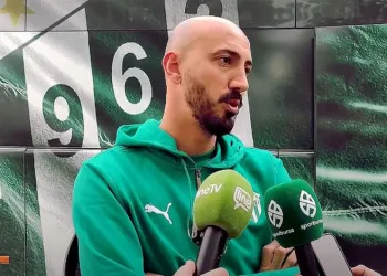 Ahmet İlhan Özek: ”Hayatlarında kaç kere 45 bin taraftarın önünde oynayacaklar?”