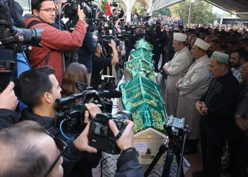 Oğlu günlerce aradığı babasının cansız bedenini buldu