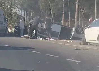 Bursa’da takla atan araçtan sağ çıktı