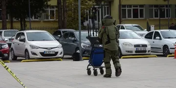 Denizdeki hayvan leşi Sahil Güvenliği alarma geçirdi