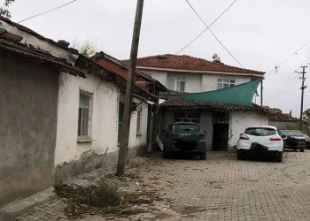 Kardeş kavgası cinayetle bitti: Abisini boğarak öldürdü