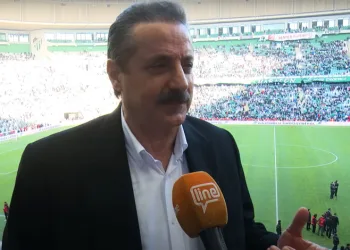 Faruk Çelik: “Bursaspor’u ve Bursasporluları kutluyor, tebrik ediyorum. Line TV’ye de teşekkür ediyorum.”