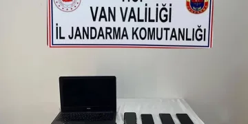 Erzincan’da araç yangını