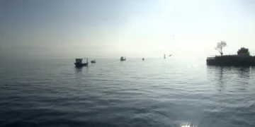 İstanbul Boğazı’nda sis etkili oldu