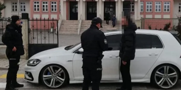Eskişehir’de hapis cezası bulunan 53 kişi yakalandı