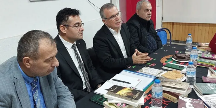 Fadıl-Der’de kitap kampanyası ve imza günü