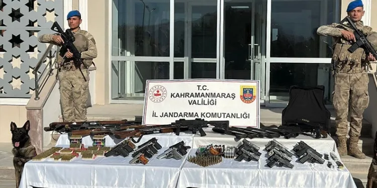 Otogarda uyuşturucu operasyonu