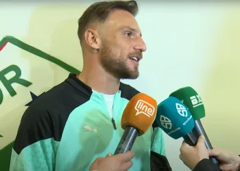 Anıl Atağ: ”Pozisyonun bence kırmızı kartla alakası yoktu.”