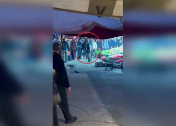 Bursa’da pazarcıların yer kavgası kamerada