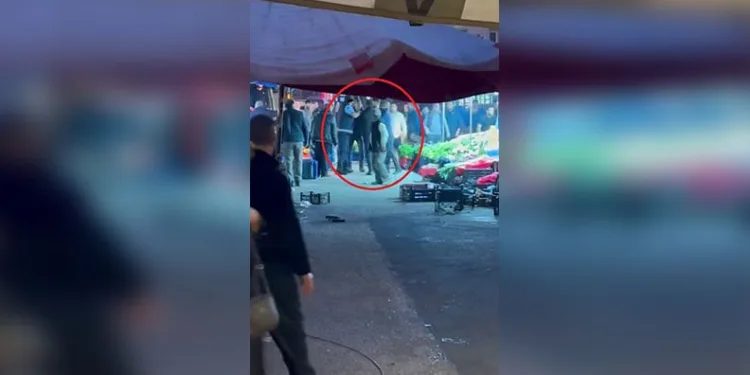 Bursa’da pazarcıların yer kavgası kamerada