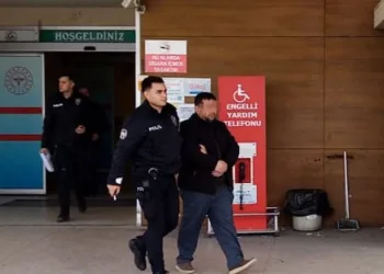 Bursa’da öfkeli koca eşini çekiçle ağır yaraladı