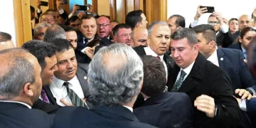 İçişleri Bakanlığı bütçe görüşmesinde gerginlik