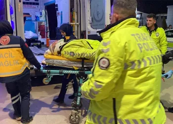Bursa’da kamyonet dehşeti: Trafik polisi sürüklendi