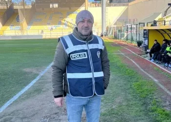 Menteşe’de orman yangını, söndürme çalışmaları sürüyor