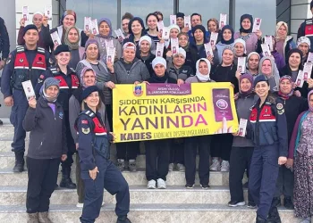 Asker eğlencesinde ses sistemi kavgası