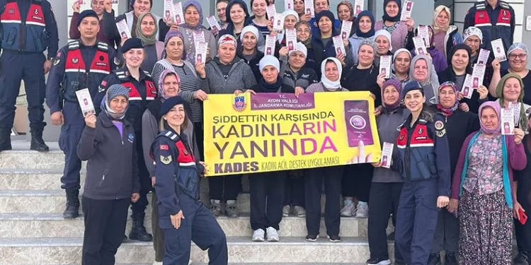 Asker eğlencesinde ses sistemi kavgası