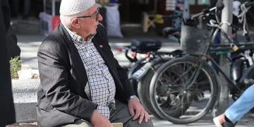 Yaşlıları dolandırıcılardan nasıl korunabilir?