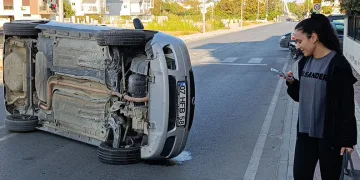 Arnavutköy’de bir çocuk düşürdüğü parasını almak için girdiği anıtta mahsur kaldı
