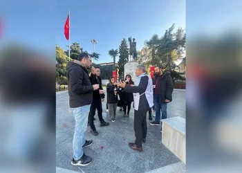 Hürriyetçi Eğitim Sen’den Bursa’daki mülakat mağdurlarına destek