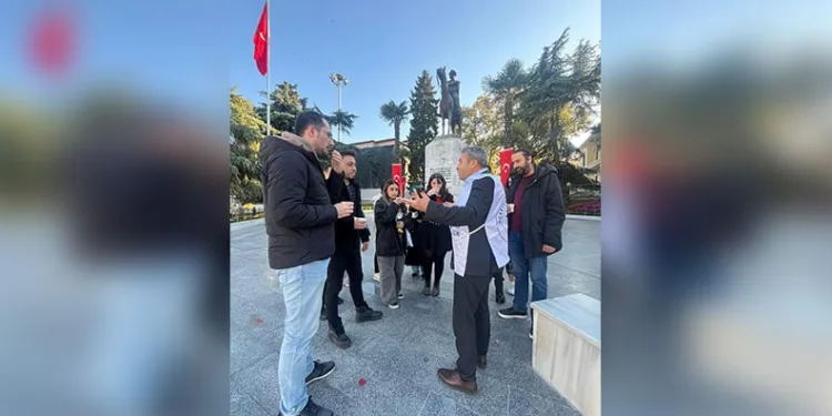 Hürriyetçi Eğitim Sen’den Bursa’daki mülakat mağdurlarına destek