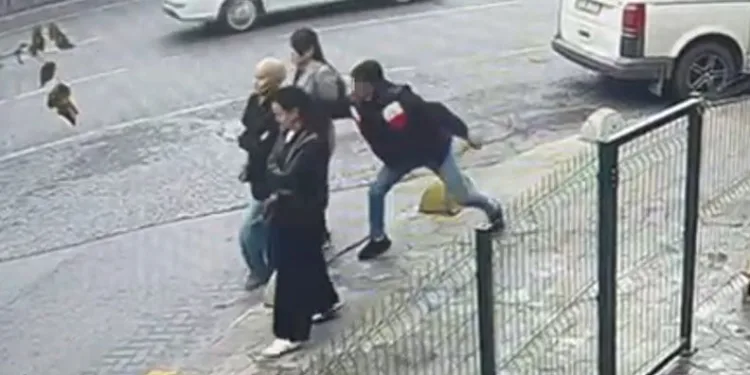 Türkmenistan’lı kadın turiste kapkaç