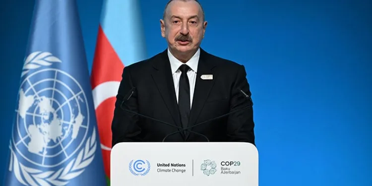 Çin’de bir araç kalabalığın arasına daldı: 20 yaralı