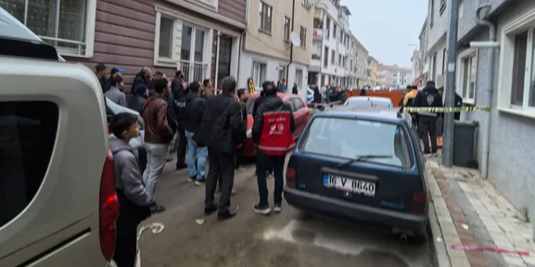 Bursa’da tartıştığı karısını kemerle boğarak öldürdü