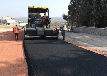 Osmangazi’nin asfalt mesaisi