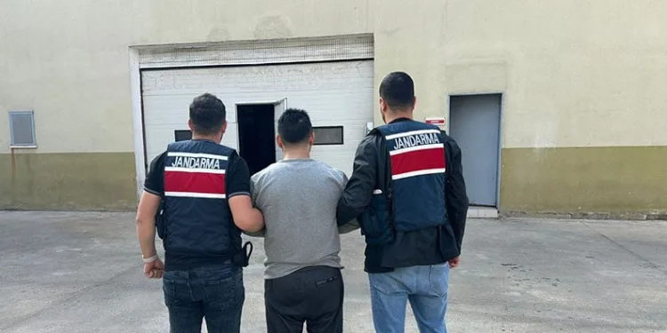 Tavşanlı’da dolmuş şoförlerinden ‘Taşlanıyoruz’ iddiası