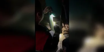 Esenyurt’ta sağlık malzemeleri üreten fabrikanın deposunda korkutan yangın