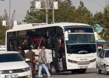 Kocası tarafından balta ile öldürülen kadın son yolculuğuna uğurlandı