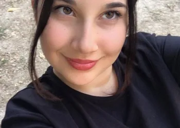 Ormanlık alanda yıldırım düşmesi sonucu çıkan yangın söndürüldü