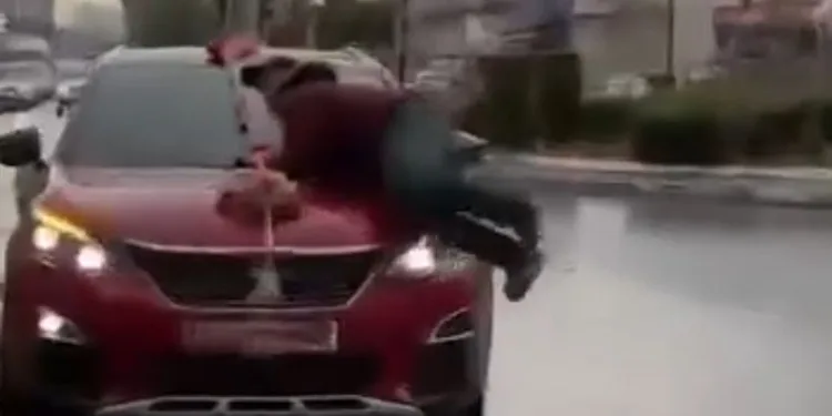 Otobüste yolcunun yastığında metamfetamin ele geçirildi