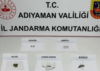 Otogarda uyuşturucu operasyonu