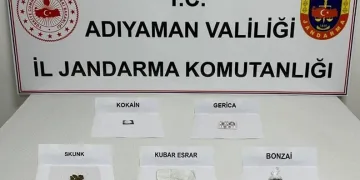 Otogarda uyuşturucu operasyonu