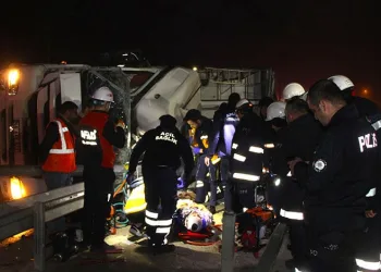 Kardeşini öldürdü, ardından çocuklarıyla kendini eve kilitledi