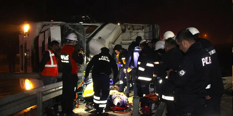 Kardeşini öldürdü, ardından çocuklarıyla kendini eve kilitledi