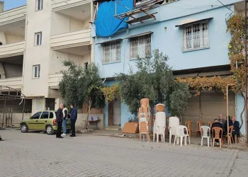 Hazine arazisinde izinsiz yer açarken yakalandı