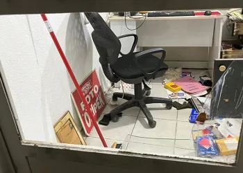 Sabah işyerine gelen fotoğrafçıya hırsız şoku