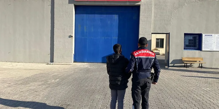 Depremzedelerin klimalarını çalan şahıs tutuklandı