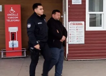 Bursa’da eşini çekiçle ağır yaralayan şahıs serbest kaldı