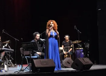 “Dünya sesleri Bursa’da” konserleri Lena Chamamyan ile başladı