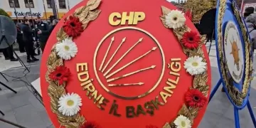 Edirne’nin kurtuluş gününde CHP’nin çelengi sahipsiz kaldı