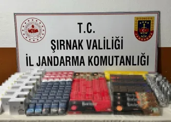 Alevlere teslim olan minibüs küle döndü