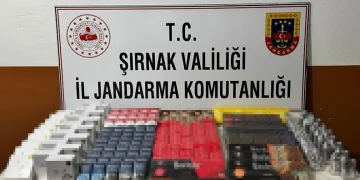 Alevlere teslim olan minibüs küle döndü