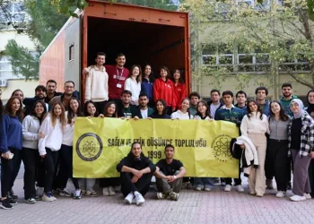 Çadır projesi, köylerde sağlık dağıtıyor