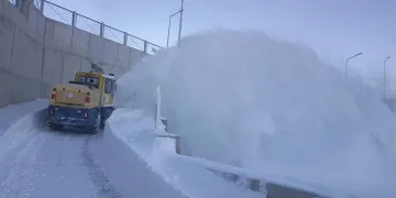 Fırtınada uçan çatılar için hasar tespiti sürüyor